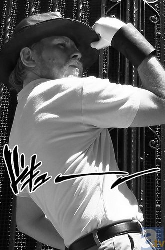 【不忘初心】我校组织集中观看专题教育片《丰碑》|咪咕体育官网(图4) 咪咕体育