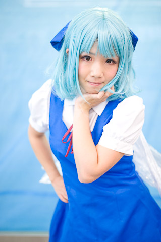 业内人士自曝红木走私利益链：逃避每吨万元进口税_体育直播APP